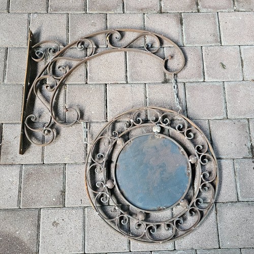 Grand panneau publicitaire - panneau, en