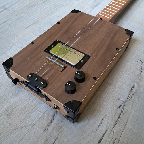 Cigar box guitar - guitar, g