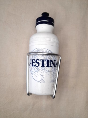 Specialized water bottle
