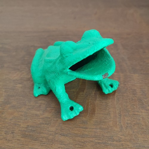 Grenouille fonte pour jeu - pour,