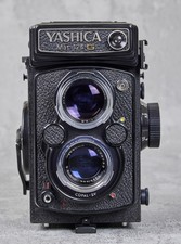 YASHICA Mat 124 G