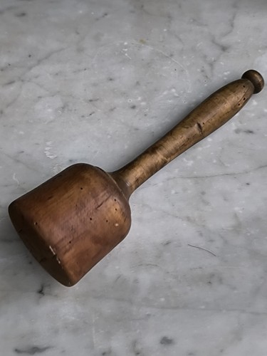 Ancien pilon bois massif - pilon,