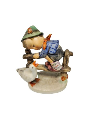 Figurine hummel goebel - j,