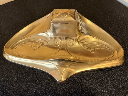 Imposant encrier inkstand