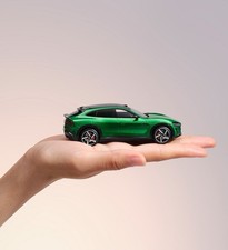 Modèle réduit Xiaomi SU7