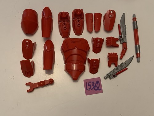 Pieces pour figurine - pieces,