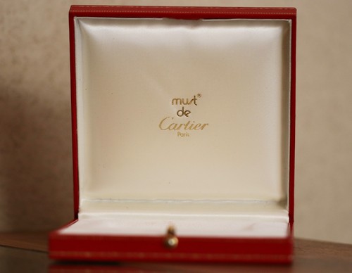 Boite must cartier pour - must,
