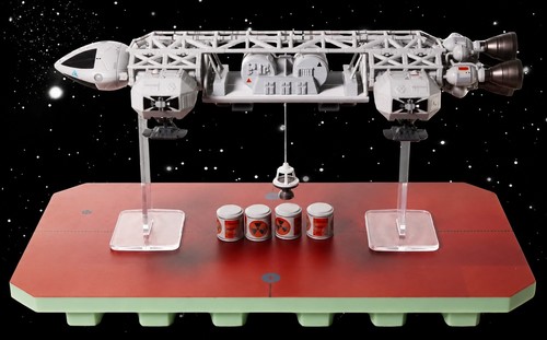 Cosmos 1999 maquette - cosmos,