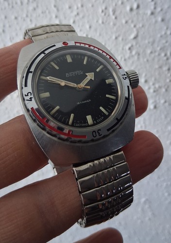 Vostok amphibia tonneau montre - vostok,