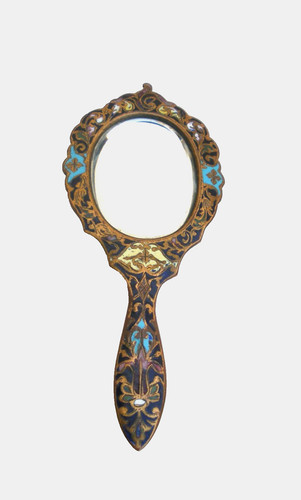 Petit face main emaux - petit, a