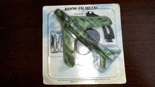 Avion métal atlas 100 - métal,
