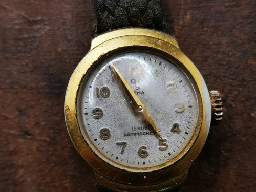 Ancienne montre femme - ,