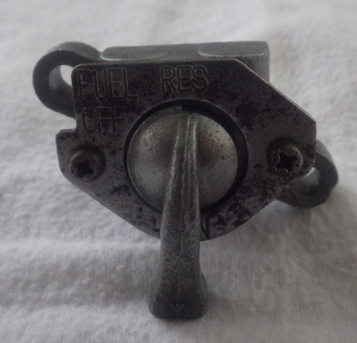 Robinet essence pour suzuki - robinet,