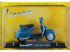1965 Vespa 180 SS Blue 1:18