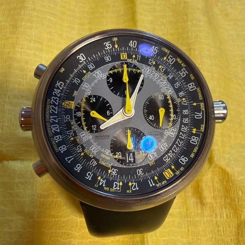 Montre rare ikepod - montre,