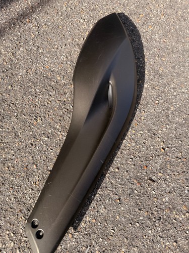 Cache boomerang latéral - cache,