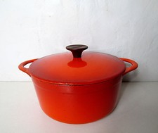Ancienne cocotte en fonte