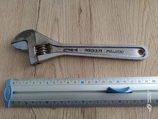 *FACOM  France Petite clé a