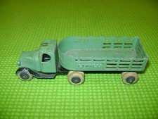TOOTSIETOY MACK CAB WITH
