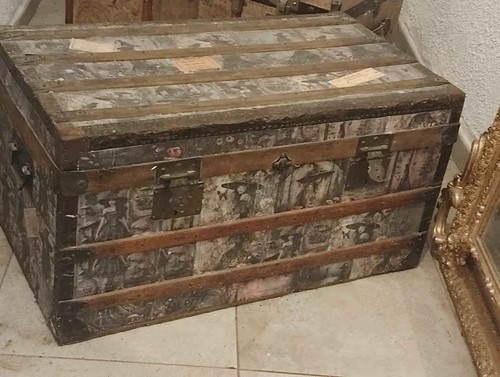 Rare malle chambre jeune - de,