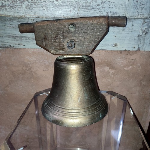 Ancienne cloche école - d'école, en