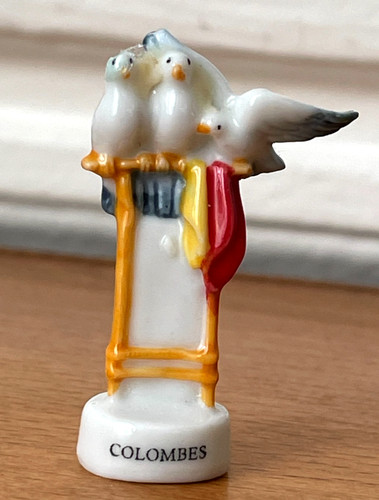Fève colombes - colombes, ❤️🕊️