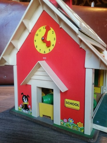 Rare ecole avec - -, 4
