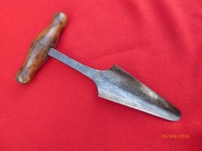 outil ancien alesoir 