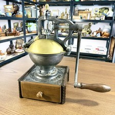 Rare Moulin à café Peugeot