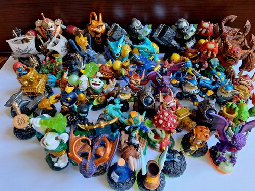 Lot figurines skylanders - 47,
