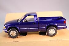 LG566 AMT ERTL 7040EO 1/25 1:25 Voiture GMC Sonoma SLS bleu violet metallise