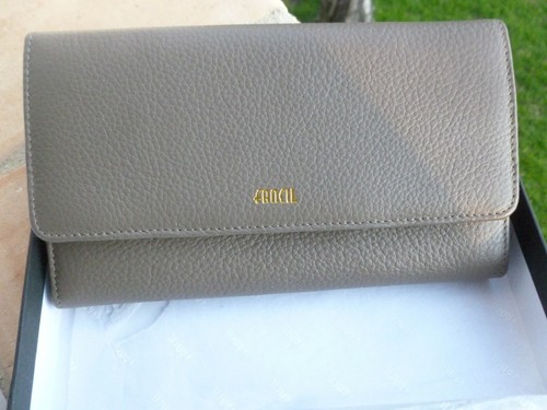 Neuf compagnon marque fancil - ,