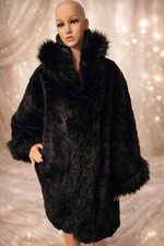 Veste En Fourrure Synthétique