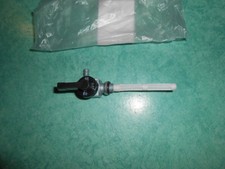 Robinet essence 10x100 avec