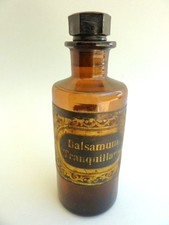 Ancien pot à Pharmacie