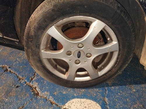 Pneu ford focus berlina - berlina, (cak)