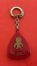 SINGER the sincere friend keychain - sewing machine - vintage keychain - R2
