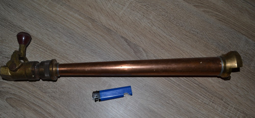 Ancienne lance incendie en - lance,