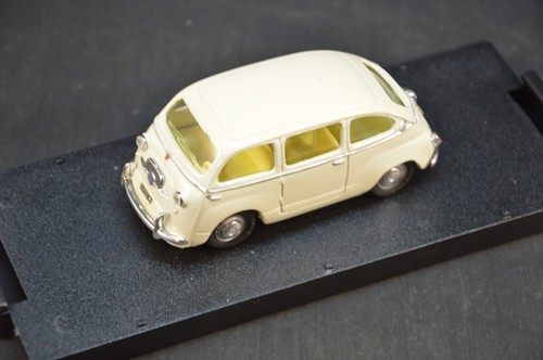 Jouet fiat 600 multipla - jouet, 1/43