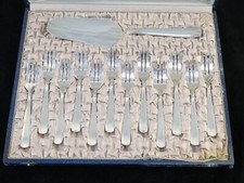 Service a tarte en métal