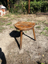 Tabouret en bois à 3 pieds