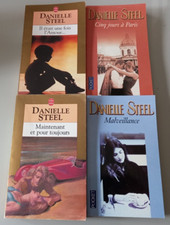 Lot de quatre livres Danielle