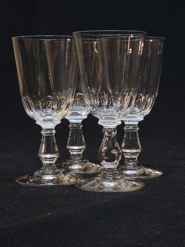 Anciens verres vin en - anciens,