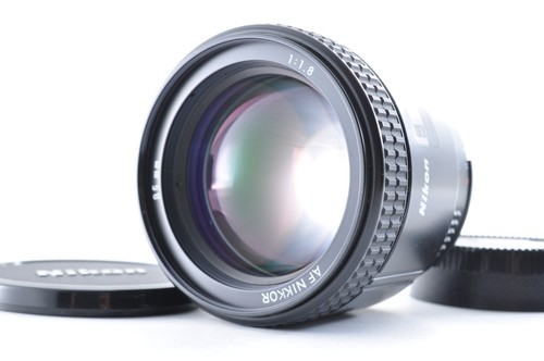 Nikon nikkor f 1 8 - nikon, af