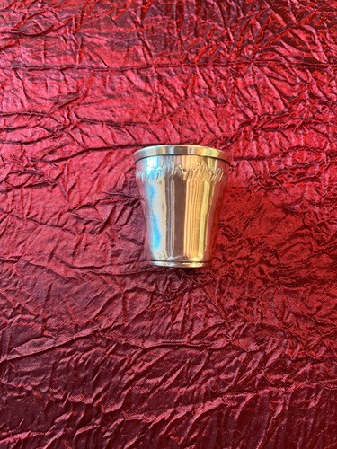 Ancien gobelet liqueur en - à,
