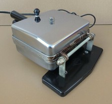 Ancien appareil Croque