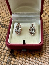 AIGUE-MARINE OR ROSE, ARGENT