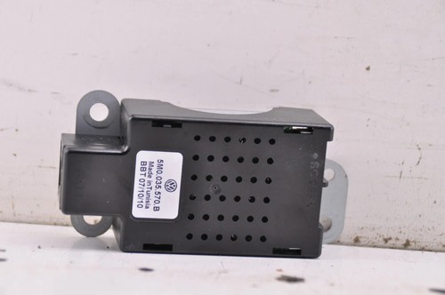 Golf 5k1 amplificateur - vi,