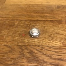 1 Petit Enjoliveur de 13mm