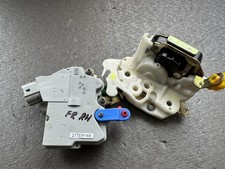 Nissan Terrano 2 2000 27TI Front RH door lock actuator 805027F010 8055291L6B